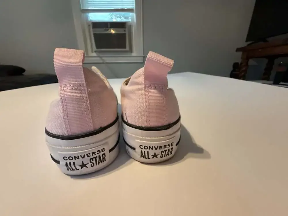 Converse Chuck Taylor All Star Lift Slip On Sneaker Pink